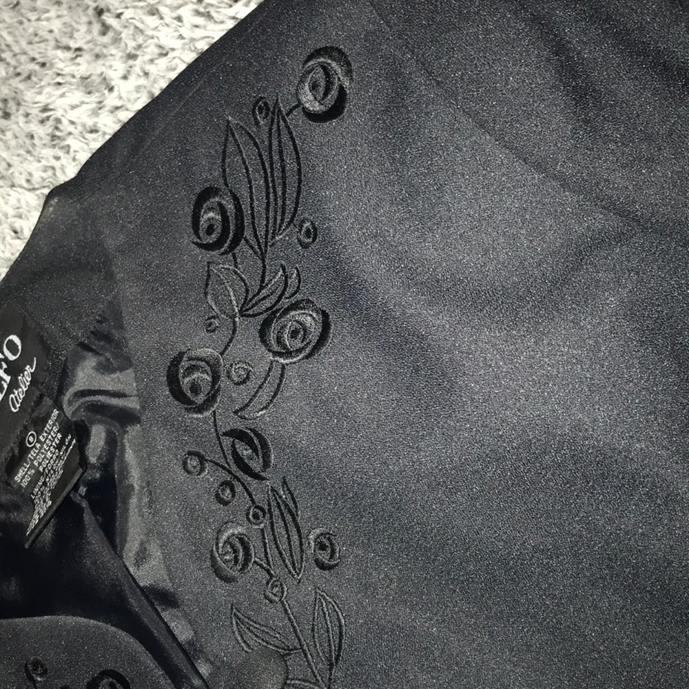 Black Blazer - Picture 2 of 6